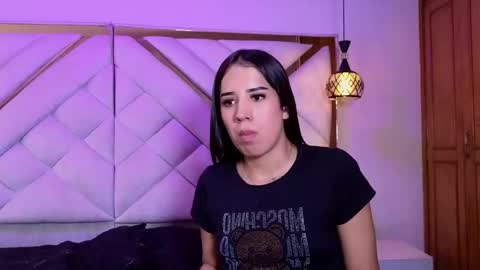 Zoe online show from 05/11/26, 04:04