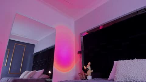 zoevidal_ online show from 01/21/25, 11:56