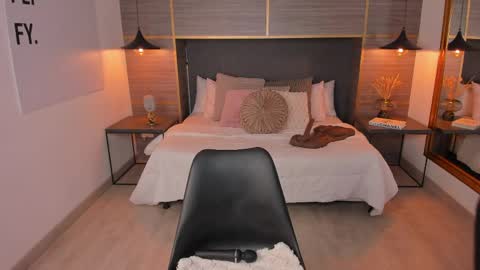 ZOE online show from 04/01/26, 02:25