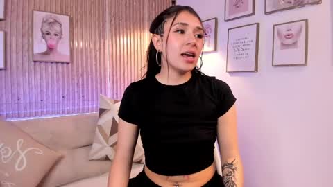 Zoey  online show from 04/16/26, 01:01