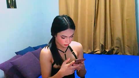 zoey online show from 10/15/25, 07:30