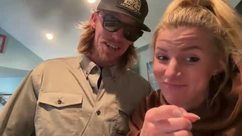 Zoeydanner online show from 12/23/24, 06:27