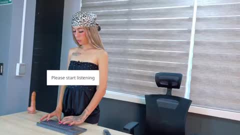 Zoey online show from 05/03/26, 01:06