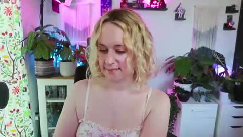 Zoey Ryan online show from 06/21/26, 08:11