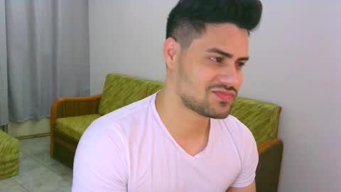 ZohanMohamed online show from 12/17/25, 12:49