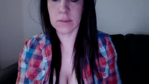 zoibee online show from 01/09/25, 08:03