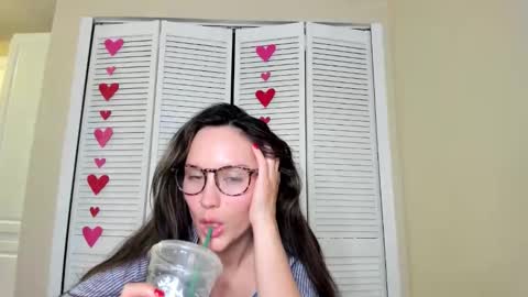 Zoie online show from 02/07/26, 08:45