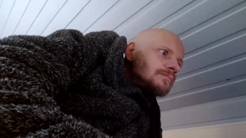 Snapshot of zolexthomas chatting on 01/08/25, 01:20 zolexthomas online show from 01/08/25, 01:20