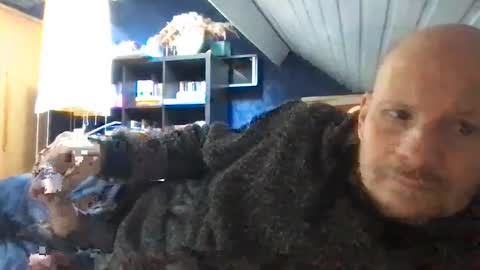 Snapshot of zolexthomas chatting on 03/08/25, 12:30 zolexthomas online show from 03/08/25, 12:30