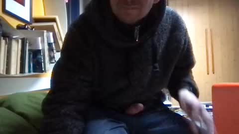 Snapshot of zolexthomas chatting on 09/18/25, 04:53 zolexthomas online show from 09/18/25, 04:53