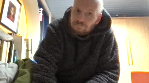 Snapshot of zolexthomas chatting on 11/18/25, 01:48 zolexthomas online show from 11/18/25, 01:48