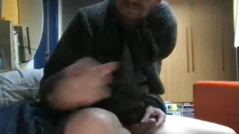 Snapshot of zolexthomas chatting on 11/24/25, 02:06 zolexthomas online show from 11/24/25, 02:06