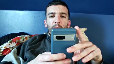 zom online show from 04/11/26, 05:50