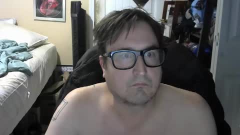 Snapshot of zone45887003 chatting on 12/19/25, 09:38 daddybighardonlate online show from 12/19/25, 09:38