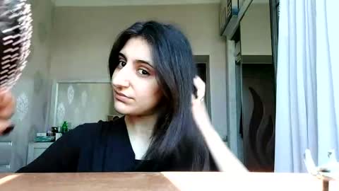 Ilona online show from 05/27/26, 08:44