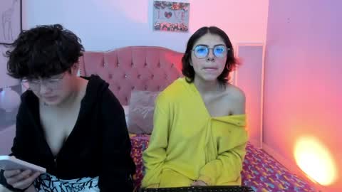 Nick And Mia online show from 06/05/26, 12:55