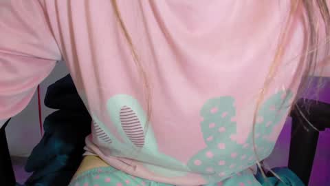 Alicie online show from 02/07/25, 01:01