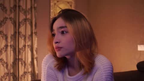 Elly online show from 12/22/25, 04:26