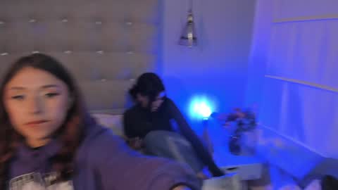 cintya kors online show from 12/19/24, 03:51