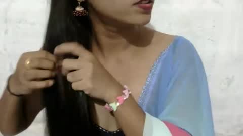 Zoya online show from 09/16/25, 06:14