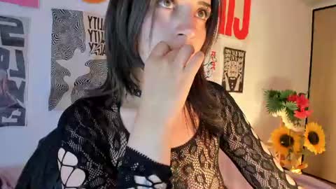zuleikha online show from 07/23/26, 01:58