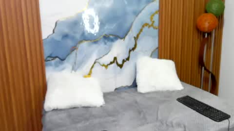 zulemapiel online show from 07/02/26, 03:23