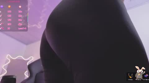 ZURY   online show from 12/02/25, 11:37