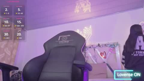 ZURY   online show from 02/07/26, 11:36