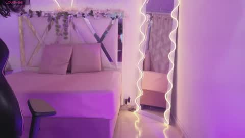 ZURY   online show from 04/15/26, 11:39