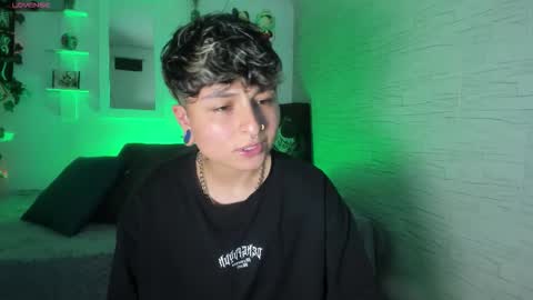 Zury Ramirez online show from 10/11/25, 09:46