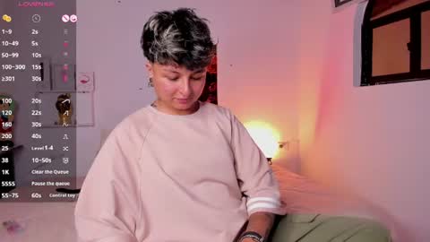 Snapshot of zuryramirez_ chatting on 06/11/26, 06:00 Zury Ramirez online show from 06/11/26, 06:00