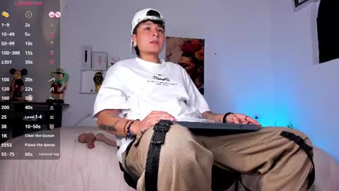 Snapshot of zuryramirez_ chatting on 06/21/26, 05:21 Zury Ramirez online show from 06/21/26, 05:21