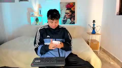 Snapshot of zuryramirez_ chatting on 07/12/26, 08:00 Zury Ramirez online show from 07/12/26, 08:00