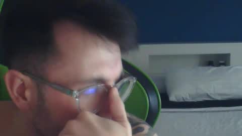 zusta10 online show from 11/19/25, 01:44