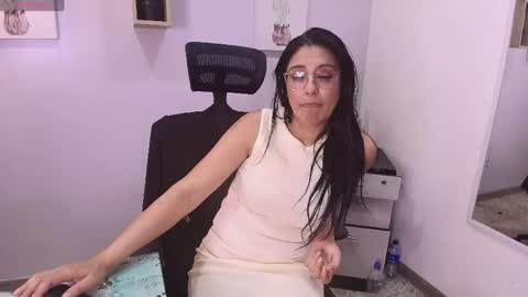 Zuzana21 online show from 04/21/26, 01:07