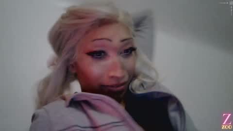 Snapshot of zya_zoo chatting on 12/25/24, 02:57 ZYA online show from 12/25/24, 02:57