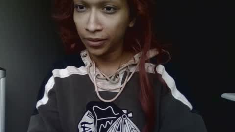 Snapshot of zya_zoo chatting on 11/23/25, 08:52 ZYA online show from 11/23/25, 08:52