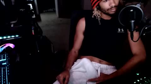 mixedtwinklol online show from 10/25/25, 07:05