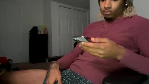 mixedtwinklol online show from 11/18/25, 07:02