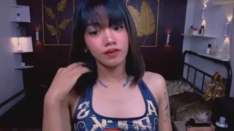 Snapshot of zyphyr_elf chatting on 07/12/26, 12:56 ZY online show from 07/12/26, 12:56