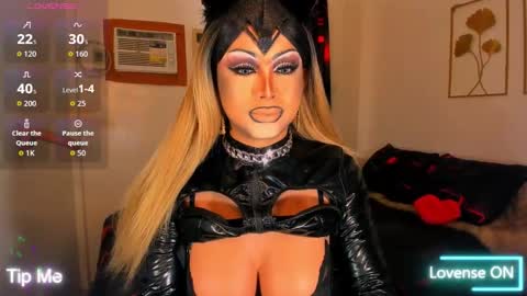 Snapshot of zyradom chatting on 11/22/25, 08:35 zyradom online show from 11/22/25, 08:35