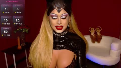 Snapshot of zyradom chatting on 12/15/25, 06:50 zyradom online show from 12/15/25, 06:50