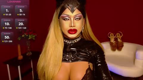 Snapshot of zyradom chatting on 12/16/25, 12:43 zyradom online show from 12/16/25, 12:43