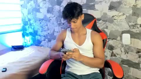 zyzz_1812 online show from 05/30/26, 06:05