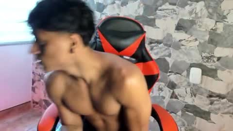 Snapshot of zyzz_1812 chatting on 07/31/26, 07:13 zyzz_1812 online show from 07/31/26, 07:13