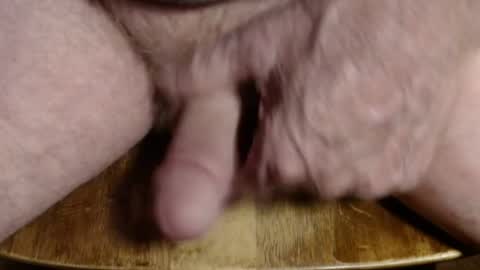 Snapshot of zz52x_ chatting on 04/16/26, 12:17 zz52x_ online show from 04/16/26, 12:17