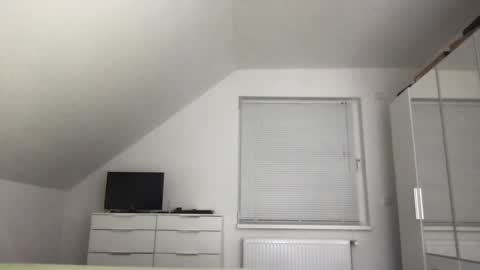 zzz123_cam online show from 11/01/25, 03:58