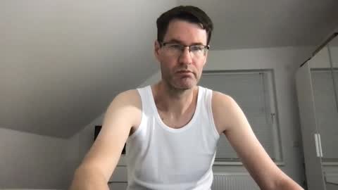 zzz123_cam online show from 11/23/25, 04:18