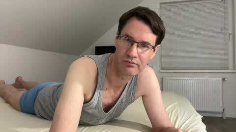 zzz123_cam online show from 04/10/26, 10:14