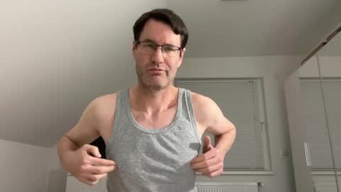 zzz123_cam online show from 04/12/26, 09:31